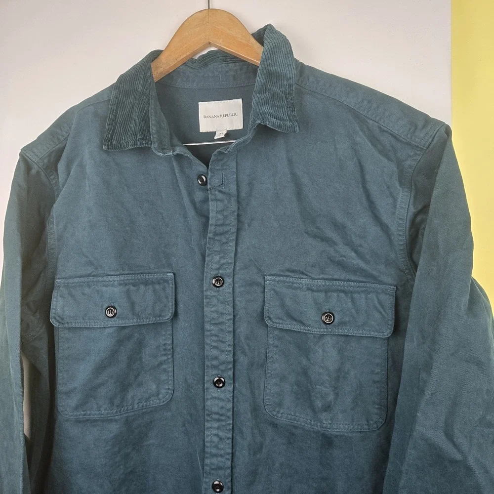 Banana Republic Standard Fit Cotton Heavy Twill Button Shirt XL Curdoroy Collar